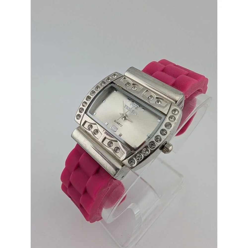 Bijoux Terner Watch Women 32mm Silver Case‎ Silicone Bangle Band- New Battery